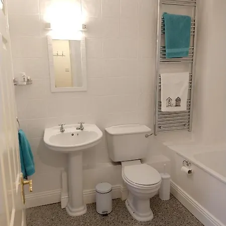 Town Centre One Bed * Dungarvan (Waterford)