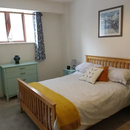 Town Centre One Bed * Dungarvan (Waterford)
